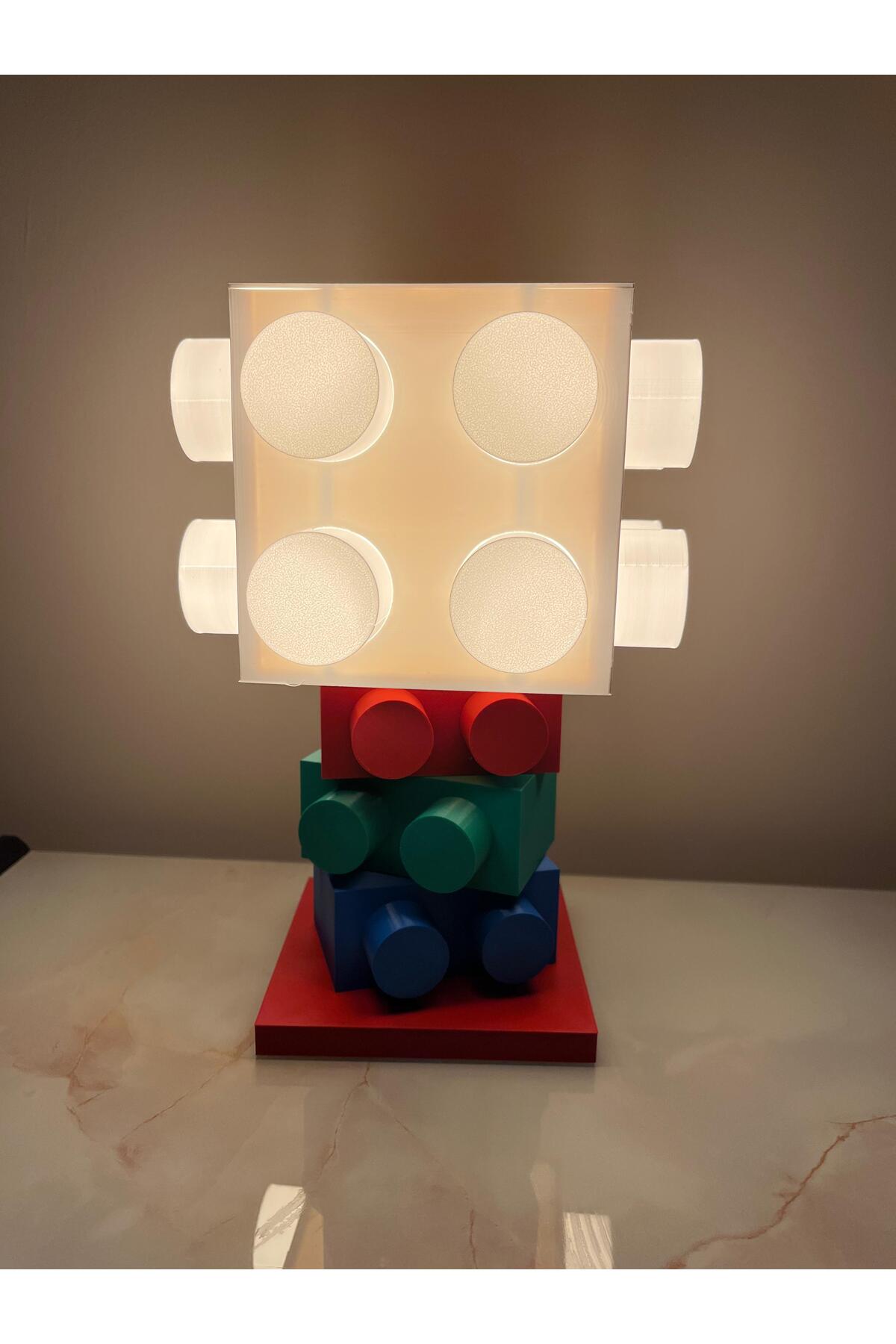 LEGO Tarzı Dekoratif Çocuk Abajuru – Hayal Gücüyle Tasarlanmış Işık!