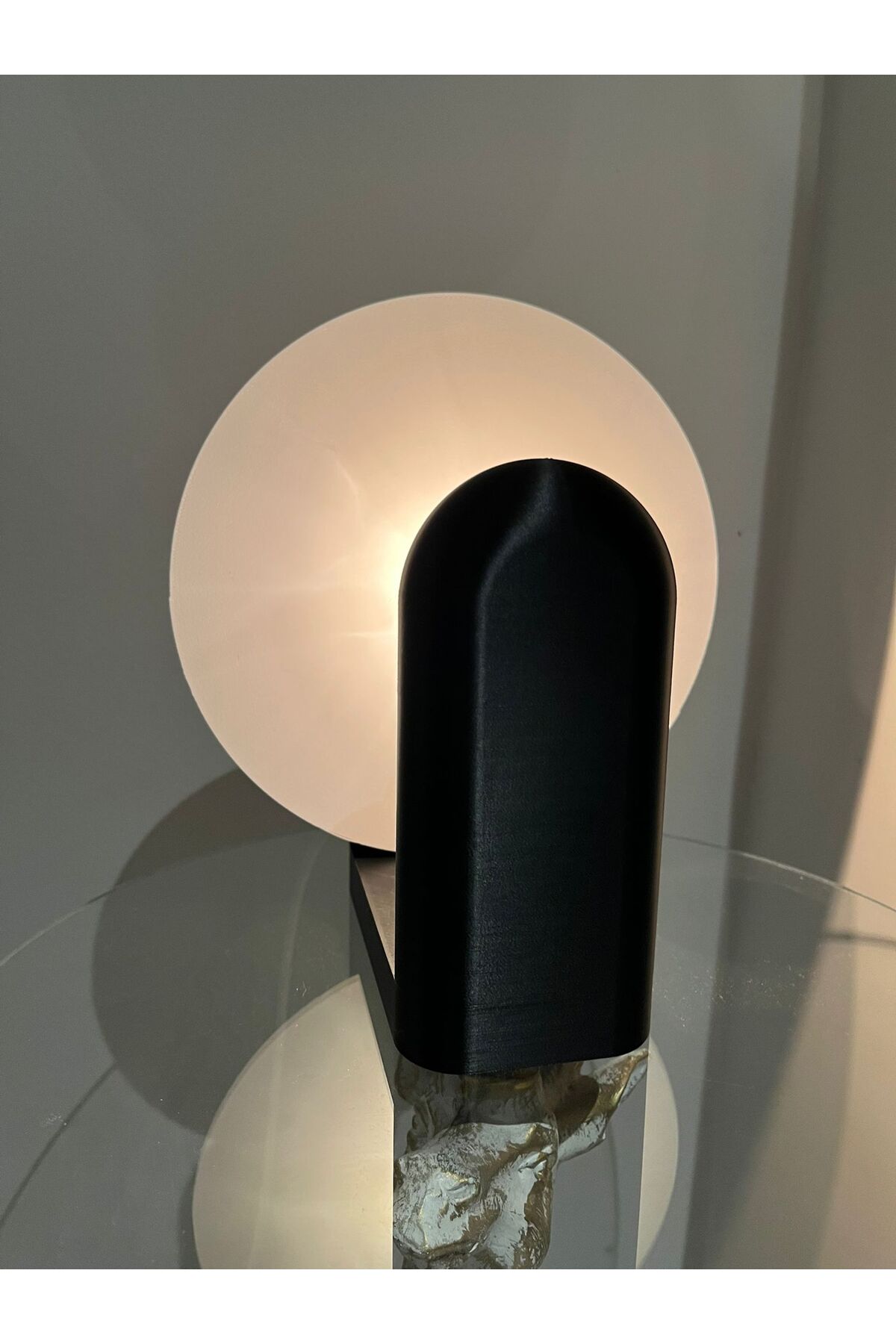 Modern Halo Abajur – Minimal & Şık Tasarım